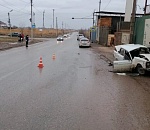 В Астрахани водитель шестёрки врезался в магазин и погиб