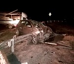 Под Астраханью «Кашкай» врезался в грузовик и протаранил леерное ограждение