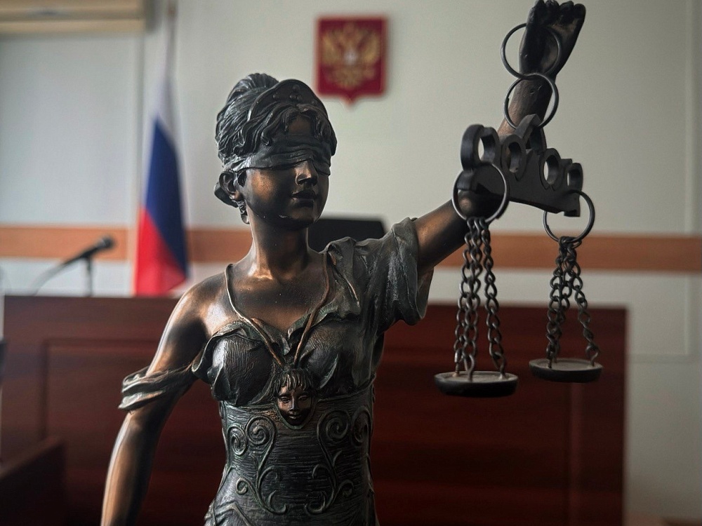 Мэрия Астрахани через суд выселила жильцов из опасного здания