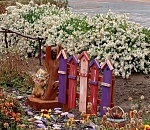 Сельский дворник превратил территорию детского сада под Астраханью в сказку