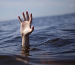 В Астрахани пенсионер упал в канал