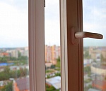 В Астрахани женщина погибла, выпав из окна восьмого этажа