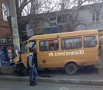 Две "Газели" не поделили дорогу в Астрахани. Уточненная информация