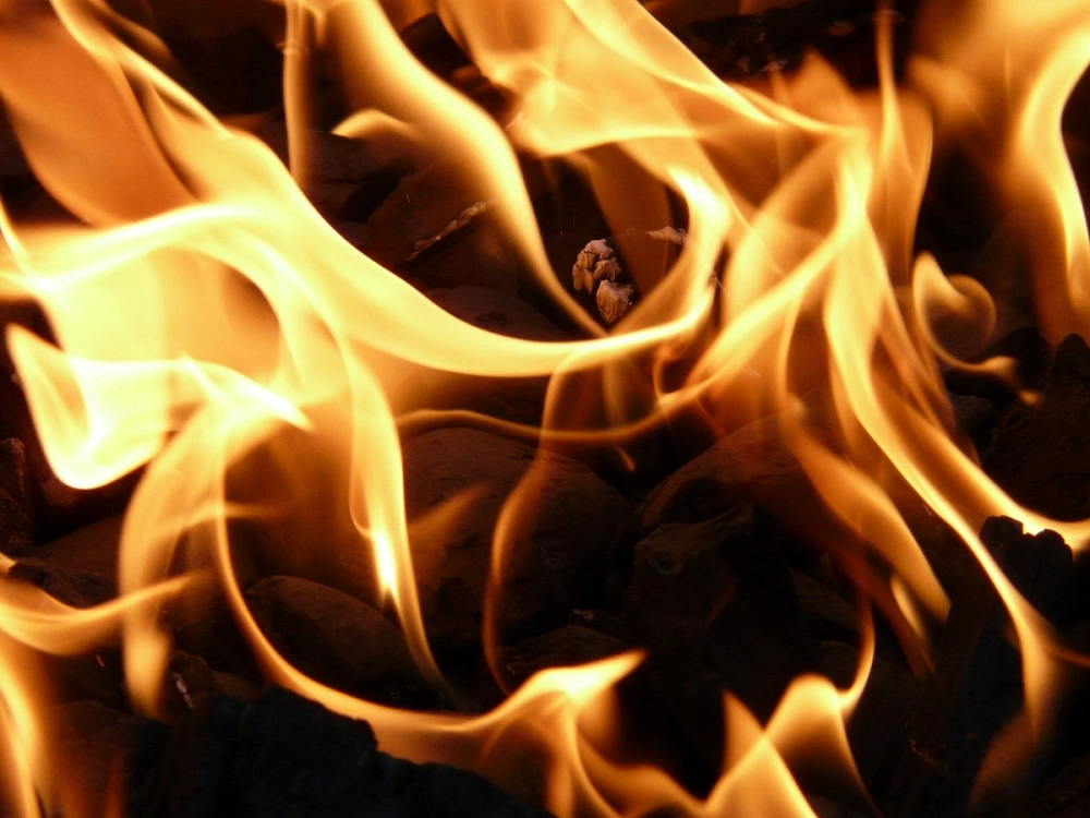 Трагедия в Советском районе Астрахани: пожар унес жизнь мужчины