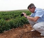 Александр Александрович меняет профессию: в Астрахани открылась фотовыставка губернатора Жилкина