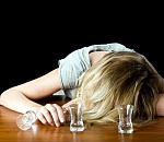 В Астрахани алкоголичка ограбила магазин, избив продавщицу кирпичом