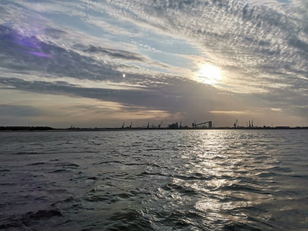 Астраханцы отмечают День Волги