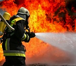 Число погибших на пожаре на астраханской базе достигло четырех человек