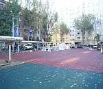 В микрорайоне Юго-Восток 3 завершаются работы по благоустройству дворовой территории шести домов