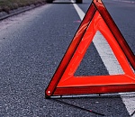 В Астрахани междугородная маршрутка сбила девушку прямо на пешеходном: видео