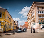 Администрация Астрахани пока не придумала, что делать со «столбиками Календра» на ул. Чернышевского