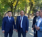 Радик Харисов проинспектировал объекты благоустройства в Трусовском районе