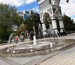 В Астрахани открыли сезон фонтанов