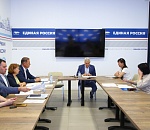 Депутат Госдумы Леонид Огуль помог астраханке получить экзопротез