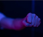 В Астрахани два подростка и 18-летний парень избили полицейского 