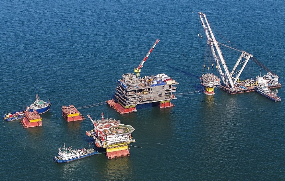 "ЛУКОЙЛ" нарастит добычу на Каспии до 7 млн т нефти в год 