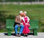 90-летний астраханец привел в ЗАГС свою избранницу