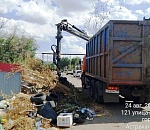За день из Астрахани вывезли почти 40 тонн мусора