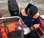 На острове Пролетарский в Астрахани напали на инспектора ГИМС