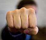 В Астрахани подросток избил и ограбил друга, забрав куртку и кроссовки