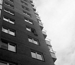 В Ахтубинске мужчина скончался, выпав из окна квартиры