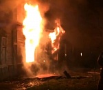 Ночью в Астрахани произошел крупный пожар. Видео