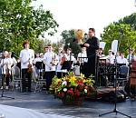 Сегодня в центре Астрахани Юношеский симфонический оркестр даст большой концерт 