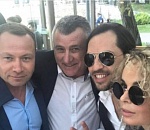 Сергея Боженова нашли… на селфи из Юрмалы