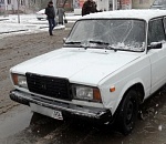 В Астрахани 18-летний водитель на авто с разными колесами сбил пожилую пару