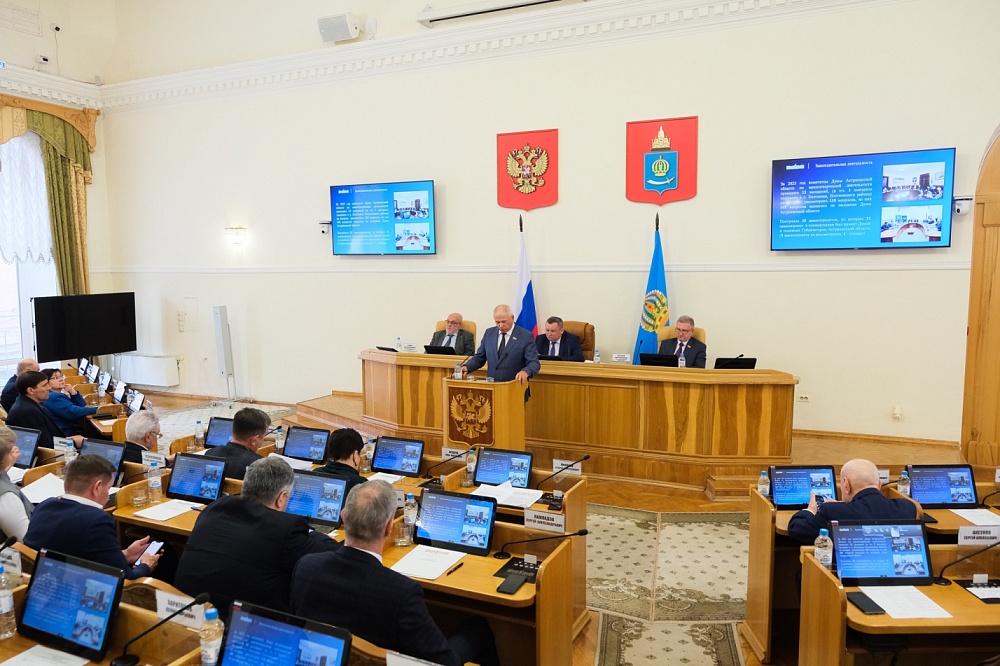 Комитет Думы Астраханской области по законотворческой деятельности отчитался о работе в 2025 году