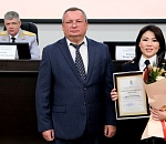 Игорь Мартынов вручил благодарственные письма сотрудникам астраханской полиции