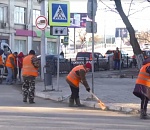 Астраханские коммунальщики активно готовят город к весне