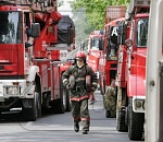 В Астрахани сгорел дом, в области - автомобиль