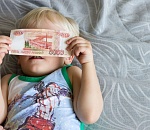 Под Астраханью многодетной матери отказали в ежемесячной выплате на детей