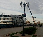 Александр Жилкин назвал корабль-ресторан на набережной "уродством"