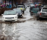 «Ливневки нет, но вы держитесь». Обзор соцсетей за неделю