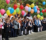 Ура! 14 тысяч астраханских детей впервые пошли в школу