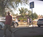 В Астрахани на Набережной 1 Мая Мерседес сбил мужчину