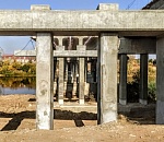 Что там все-таки происходит на Милицейском мосту?