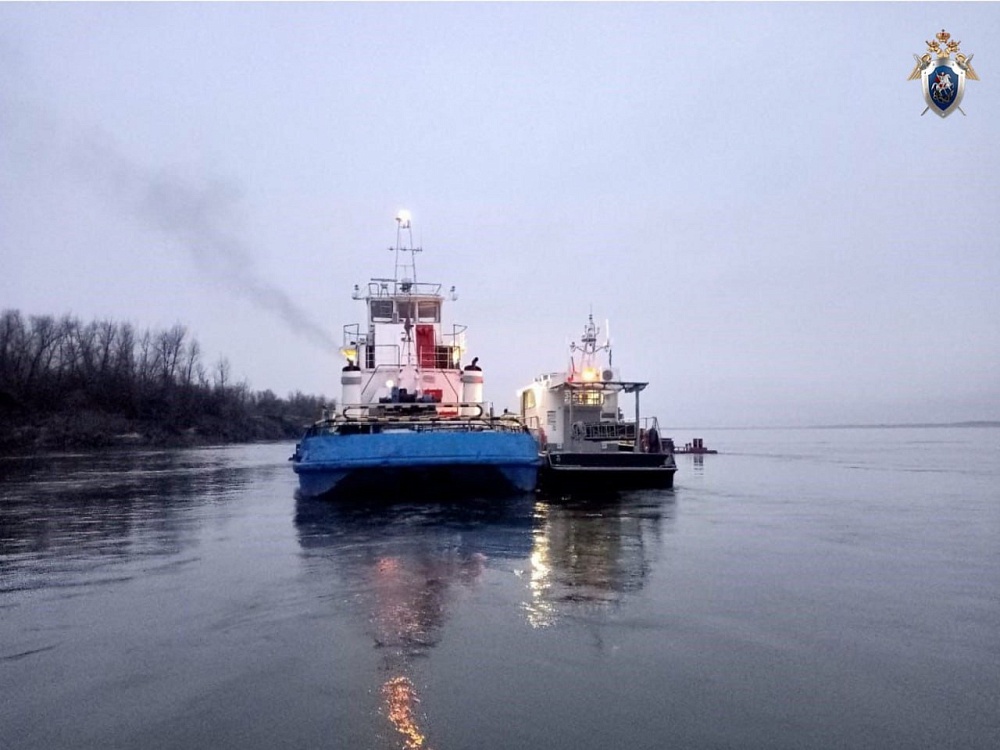 Капитана буксирного судна будут судить в Астрахани за столкновение с теплоходом 