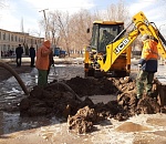 Во дворе астраханской школы разлилось озеро из фекалий