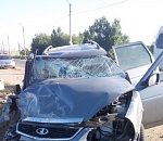 Под Астраханью водитель, уснув, врезался в "Газель" с иностранцами