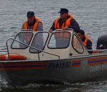 Под Астраханью пьяный рыбак уснул в лодке и его несло по течению