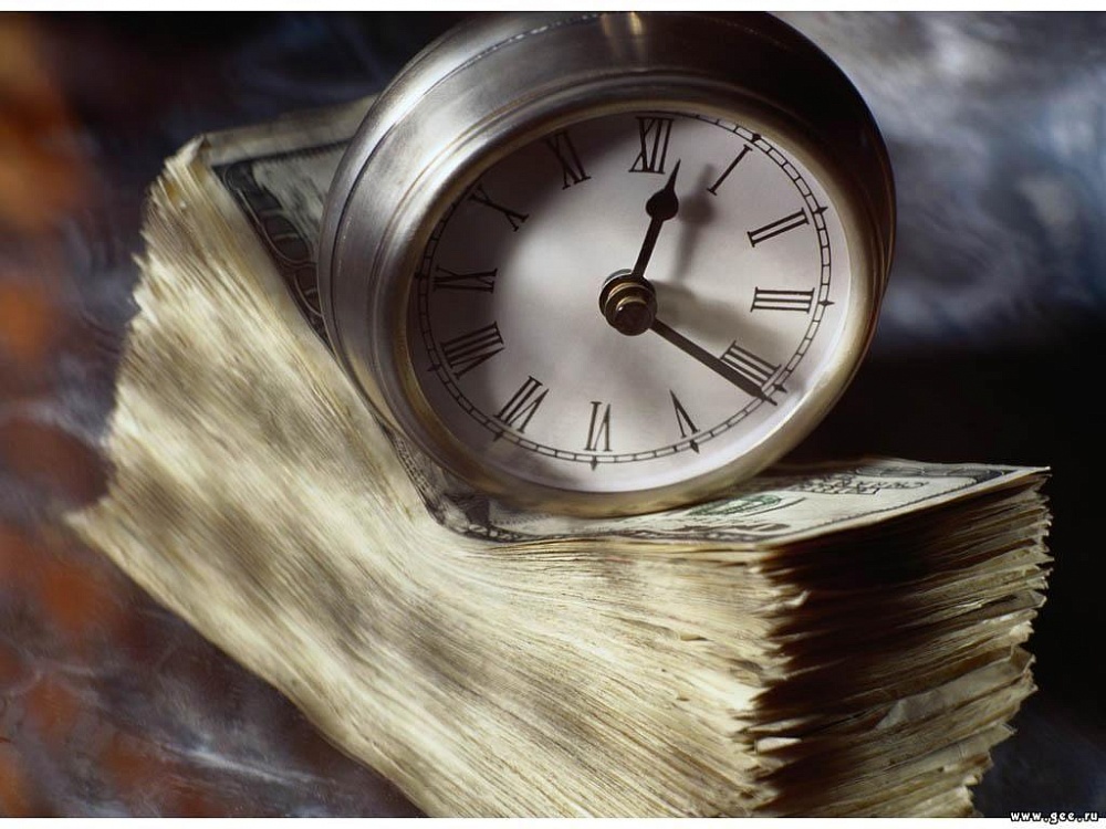 Заемщик из Астраханской области должен банкам в среднем 945 тыс. рублей