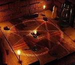 В Астрахани девушка стала уголовницей после неизвестных обрядов на кладбище