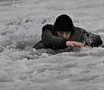В Трусовском районе Астрахани мужчина провалился под лед