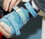 Подрядчик из Москвы приговорена к сроку за махинации с обувью для астраханских детей-инвалидов