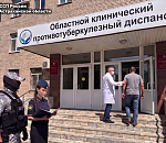 Под Астраханью приставы разыскали и изолировали беглого носителя опасной инфекции