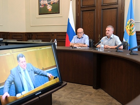 Депутаты Думы Астраханской области приняли участие в пленарных заседаниях Госдумы