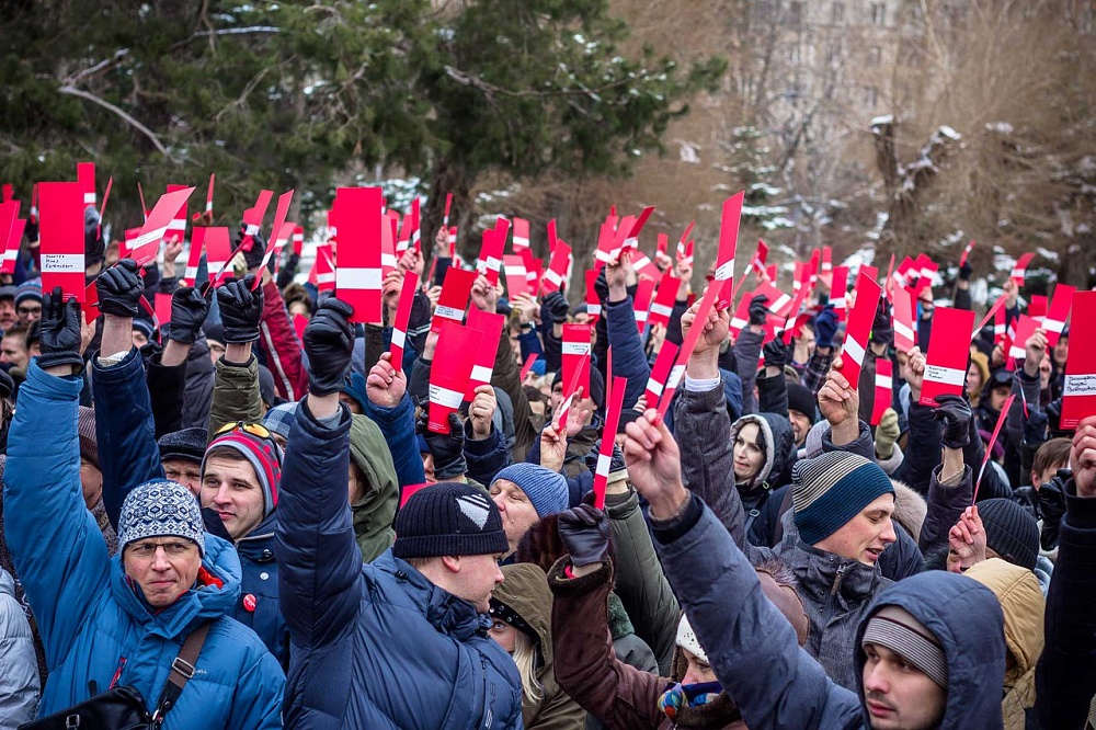 Почему астраханских сторонников Навального не пустили в Волгоград: история глазами участника